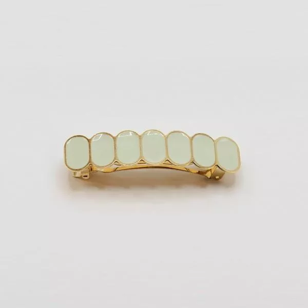 GYPSO I Enamelled geometric hair clip - Paola - Gold - Sage Green